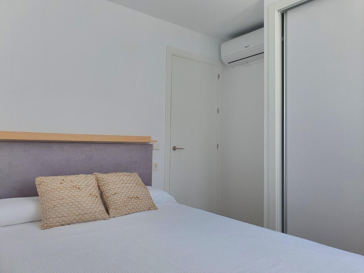 Apartment Nuevo En Primera Planta A Con Piscina